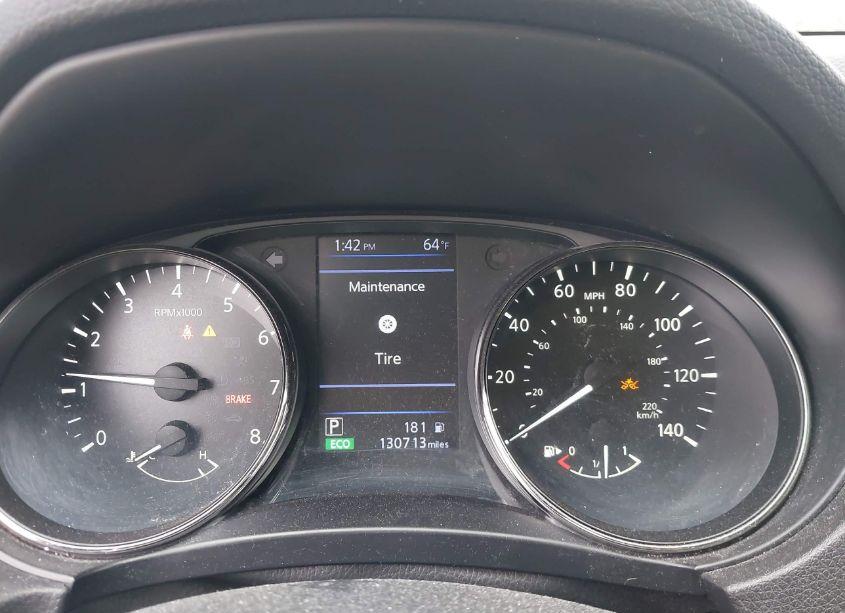 Photo 7 of 2018 Nissan Rogue SL (VIN JN8AT2MV8JW319775)