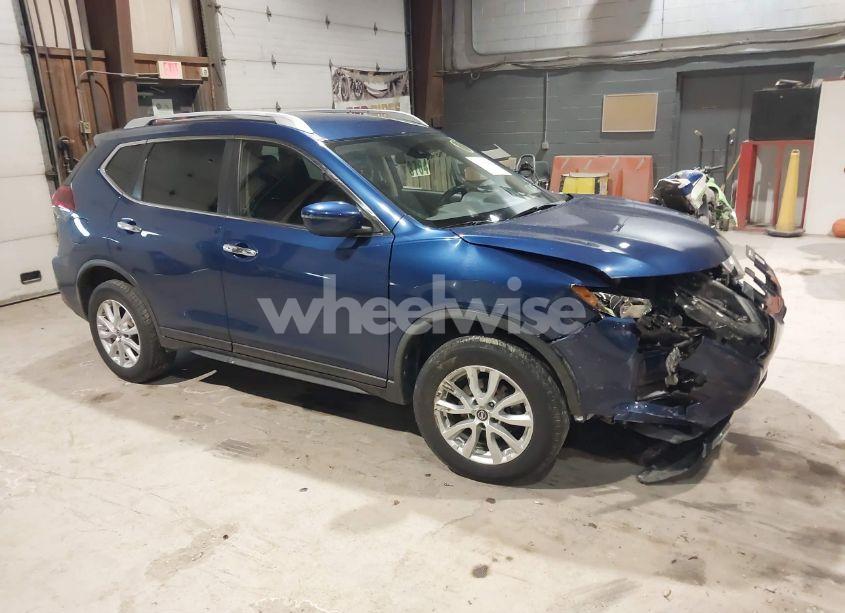 2019 Nissan Rogue SV (VIN JN8AT2MV8KW382036) main photo