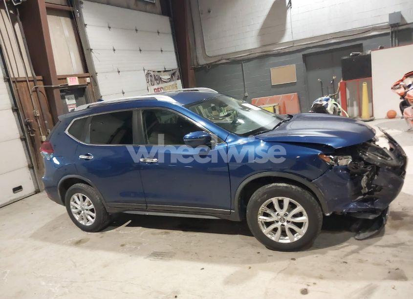 Photo 13 of 2019 Nissan Rogue SV (VIN JN8AT2MV8KW382036)