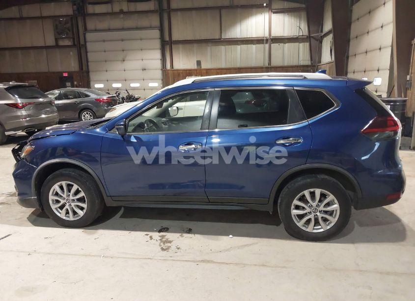 Photo 14 of 2019 Nissan Rogue SV (VIN JN8AT2MV8KW382036)