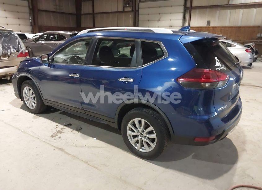 Photo 3 of 2019 Nissan Rogue SV (VIN JN8AT2MV8KW382036)