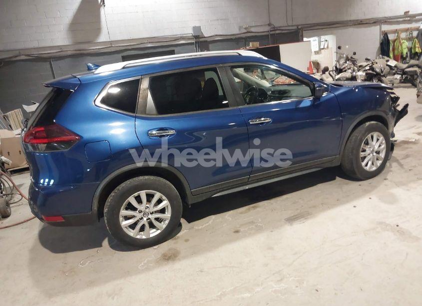 Photo 4 of 2019 Nissan Rogue SV (VIN JN8AT2MV8KW382036)
