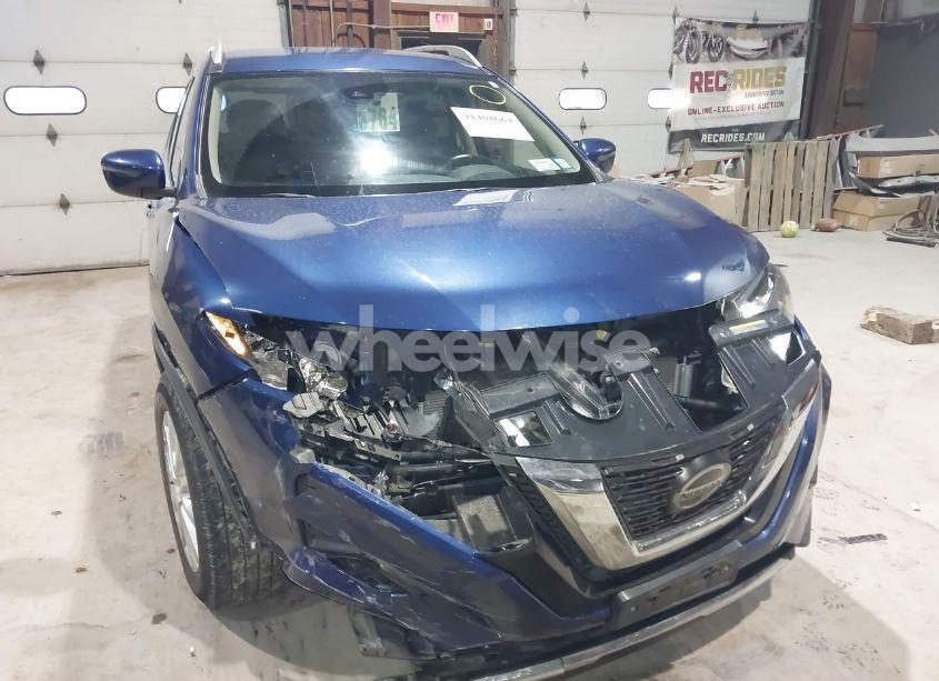 Photo 6 of 2019 Nissan Rogue SV (VIN JN8AT2MV8KW382036)