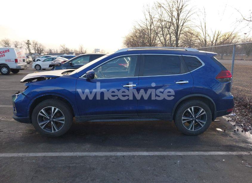 Photo 14 of 2019 Nissan Rogue SV (VIN JN8AT2MV8KW388497)