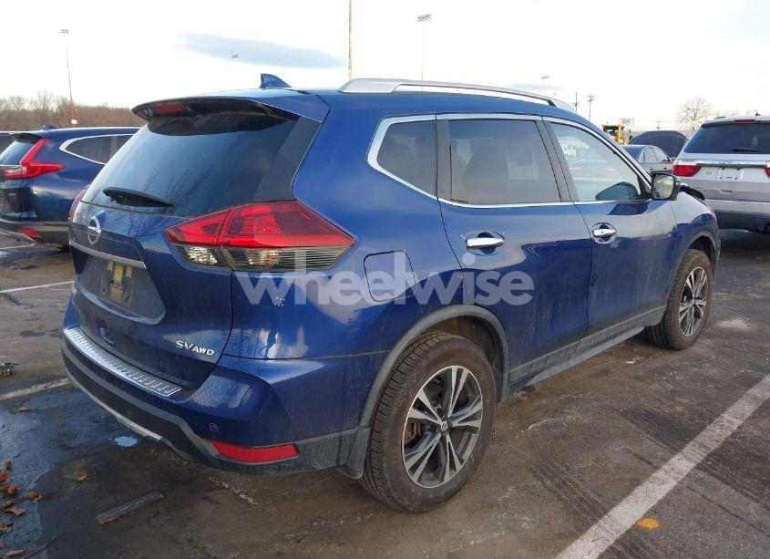 Photo 4 of 2019 Nissan Rogue SV (VIN JN8AT2MV8KW388497)