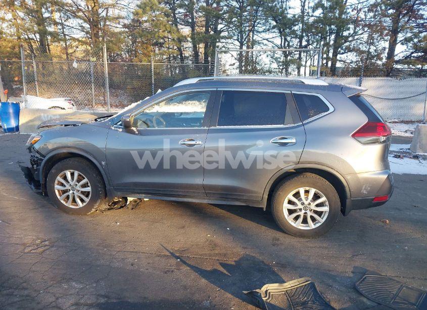 Photo 14 of 2019 Nissan Rogue SV (VIN JN8AT2MV8KW388659)