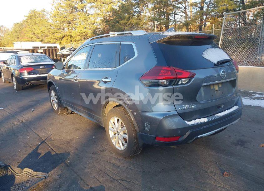 Photo 3 of 2019 Nissan Rogue SV (VIN JN8AT2MV8KW388659)