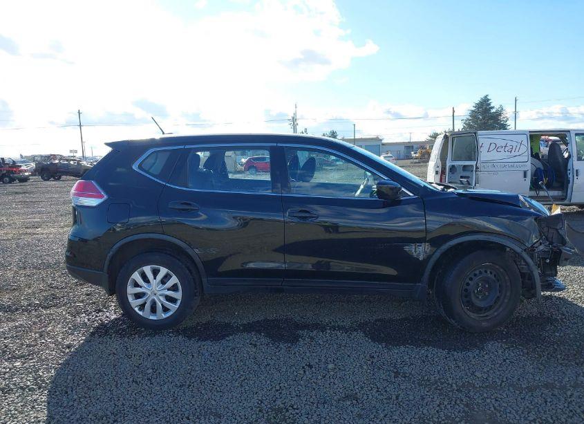Photo 13 of 2016 Nissan Rogue S (VIN JN8AT2MV9GW131811)