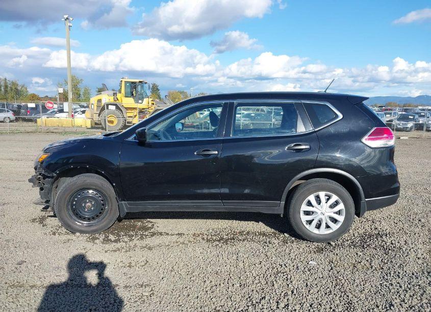 Photo 14 of 2016 Nissan Rogue S (VIN JN8AT2MV9GW131811)