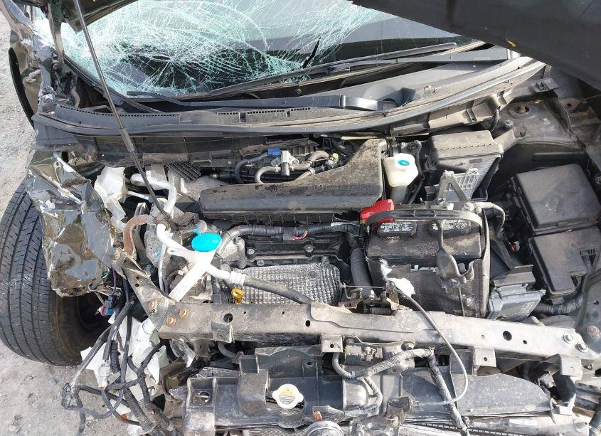 Photo 10 of 2016 Nissan Rogue S (VIN JN8AT2MV9GW153114)