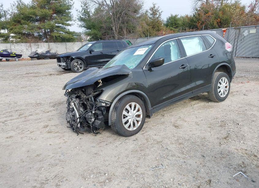 Photo 2 of 2016 Nissan Rogue S (VIN JN8AT2MV9GW153114)