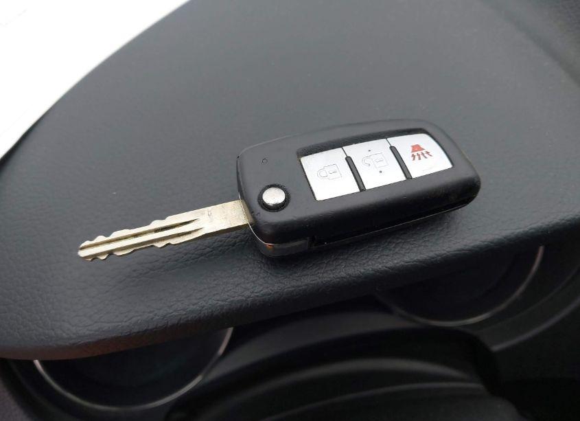 Photo 11 of 2017 Nissan Rogue S (VIN JN8AT2MV9HW004722)