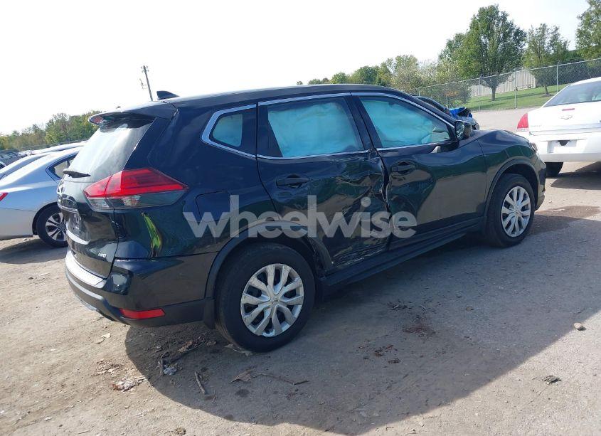 Photo 4 of 2017 Nissan Rogue S (VIN JN8AT2MV9HW010441)