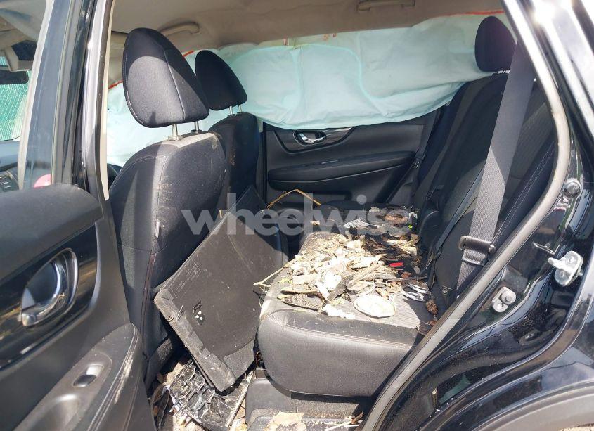 Photo 8 of 2017 Nissan Rogue S (VIN JN8AT2MV9HW010441)