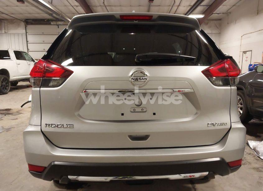 Photo 17 of 2017 Nissan Rogue SV (VIN JN8AT2MV9HW011587)