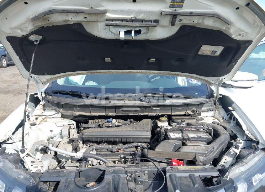 Photo 10 of 2017 Nissan Rogue SV (VIN JN8AT2MV9HW018118)