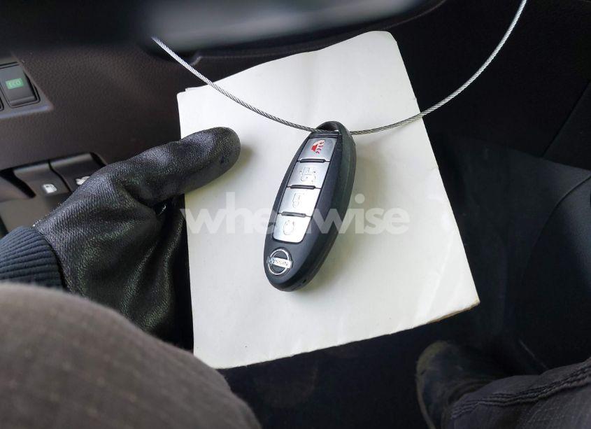 Photo 11 of 2017 Nissan Rogue SV (VIN JN8AT2MV9HW018118)