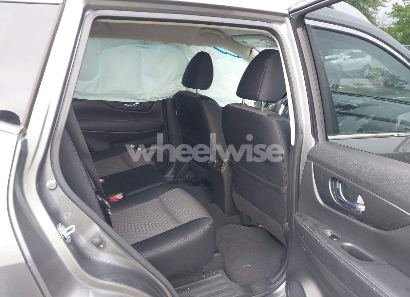 Photo 8 of 2017 Nissan Rogue S (VIN JN8AT2MV9HW019558)