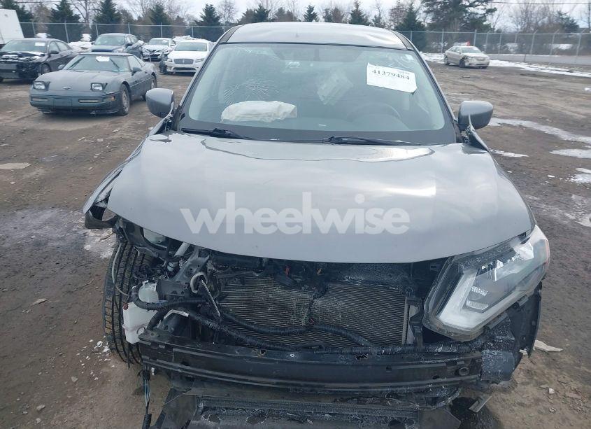 Photo 13 of 2017 Nissan Rogue S (VIN JN8AT2MV9HW255014)