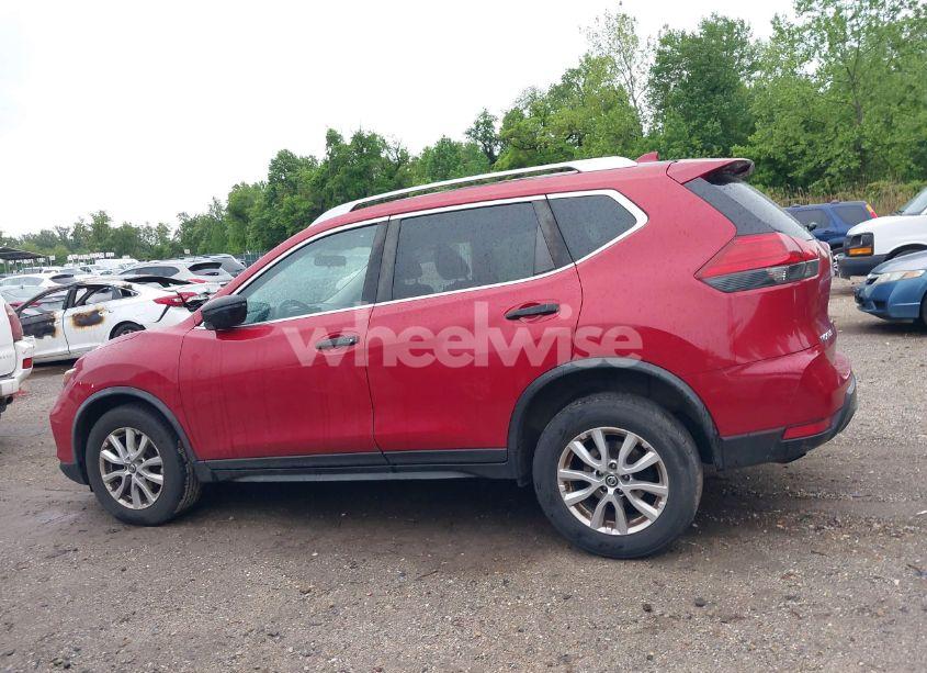 Photo 14 of 2017 Nissan Rogue SV (VIN JN8AT2MV9HW269933)