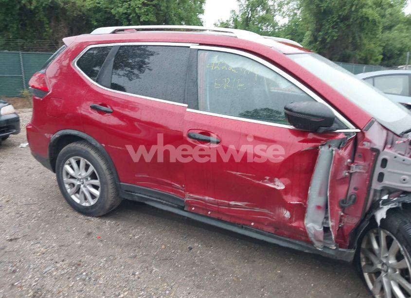 Photo 17 of 2017 Nissan Rogue SV (VIN JN8AT2MV9HW269933)