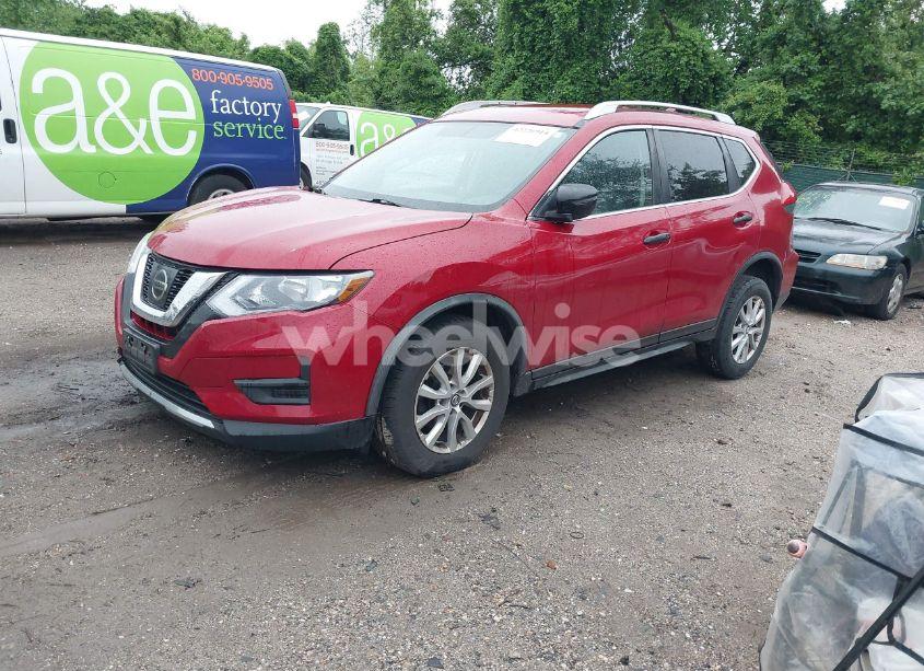 Photo 2 of 2017 Nissan Rogue SV (VIN JN8AT2MV9HW269933)