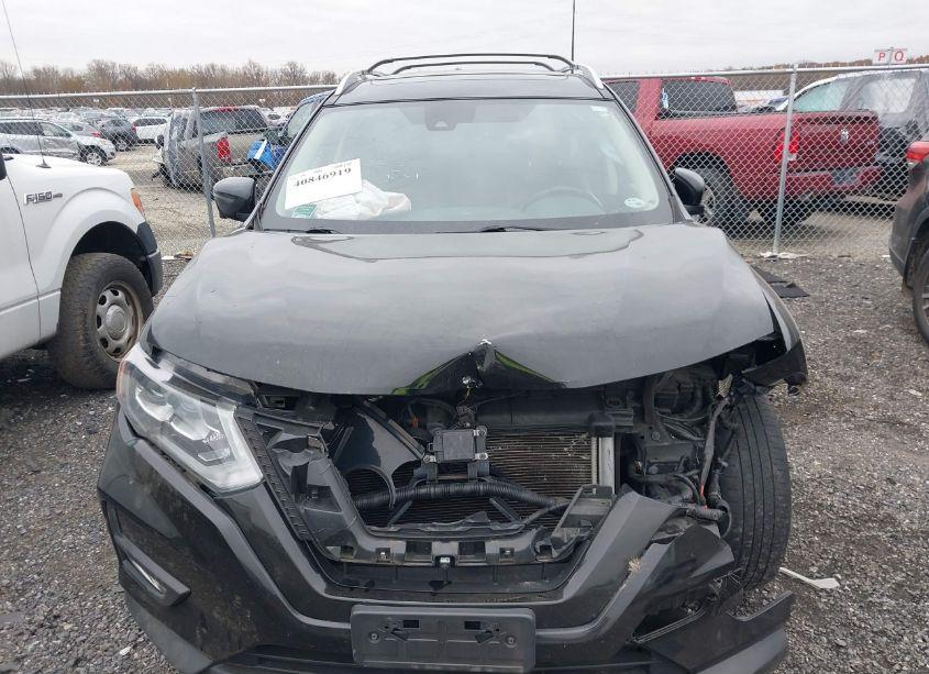 Photo 12 of 2018 Nissan Rogue SL (VIN JN8AT2MV9JW309613)