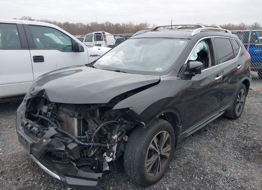 Photo 2 of 2018 Nissan Rogue SL (VIN JN8AT2MV9JW309613)