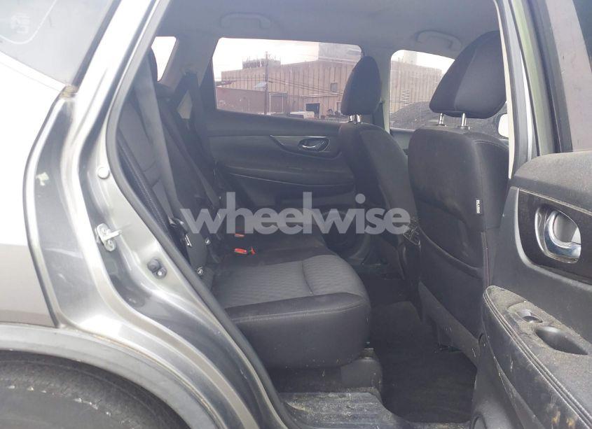 Photo 8 of 2018 Nissan Rogue S (VIN JN8AT2MV9JW315024)