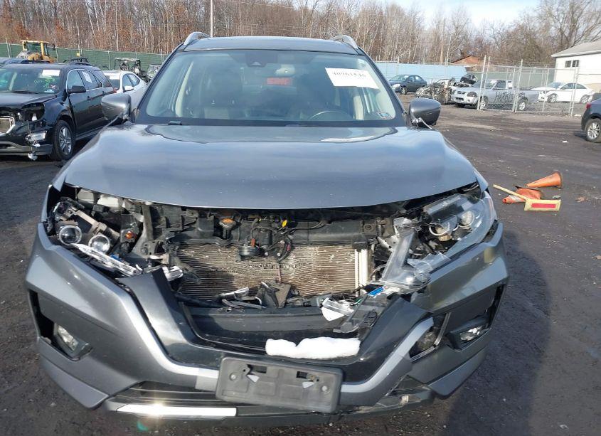 Photo 12 of 2018 Nissan Rogue SL (VIN JN8AT2MV9JW329621)