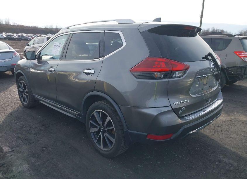 Photo 3 of 2018 Nissan Rogue SL (VIN JN8AT2MV9JW329621)