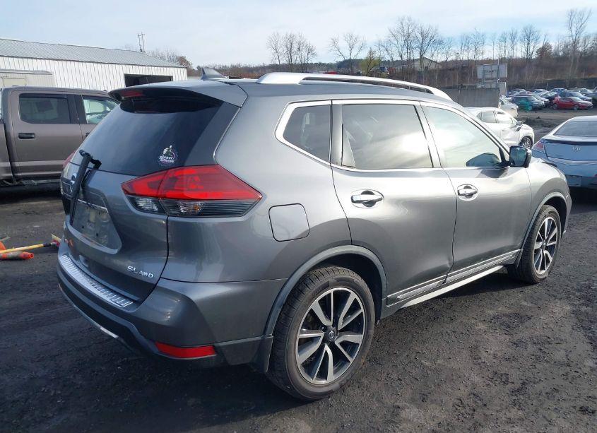 Photo 4 of 2018 Nissan Rogue SL (VIN JN8AT2MV9JW329621)