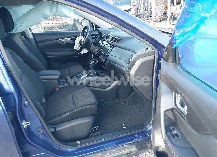 Photo 5 of 2019 Nissan Rogue S/SV (VIN JN8AT2MV9KW378948)