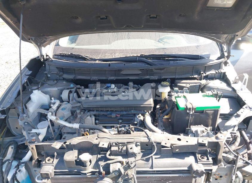 Photo 10 of 2019 Nissan Rogue SV (VIN JN8AT2MV9KW379811)