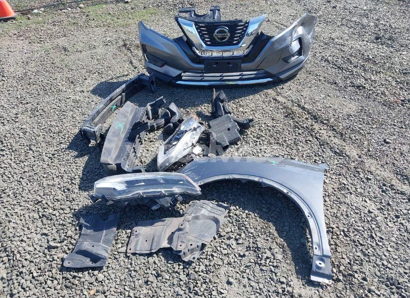 Photo 12 of 2019 Nissan Rogue SV (VIN JN8AT2MV9KW379811)