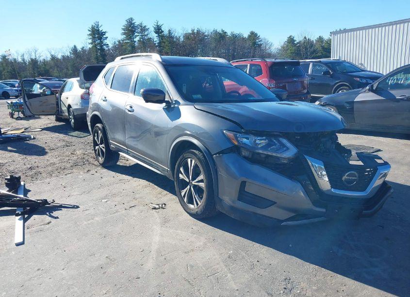 2019 Nissan Rogue SV (VIN JN8AT2MV9KW386144) main photo