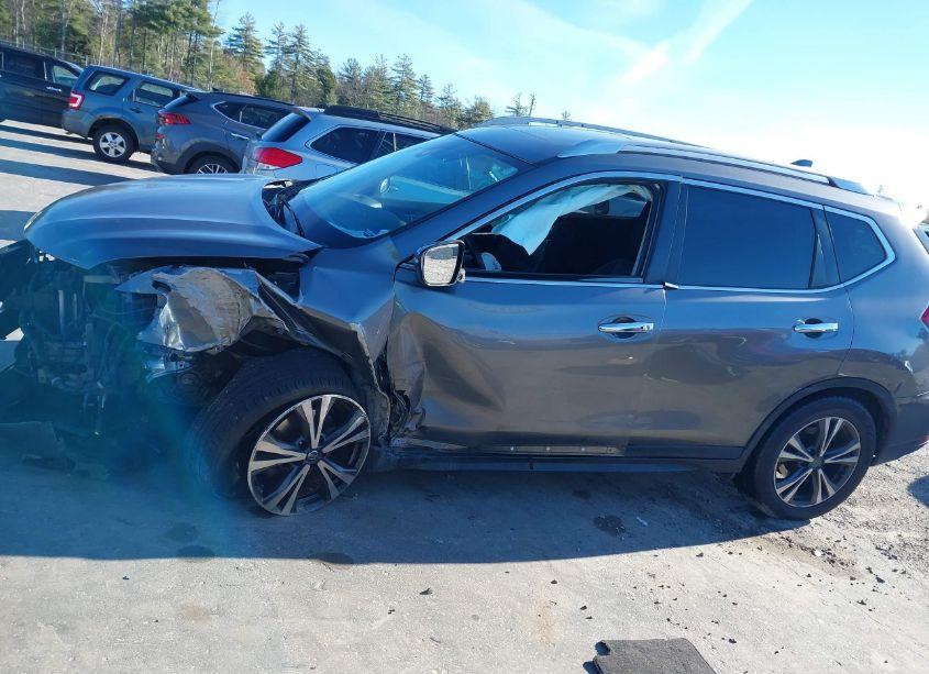 Photo 14 of 2019 Nissan Rogue SV (VIN JN8AT2MV9KW386144)