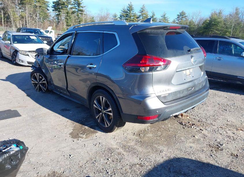 Photo 3 of 2019 Nissan Rogue SV (VIN JN8AT2MV9KW386144)