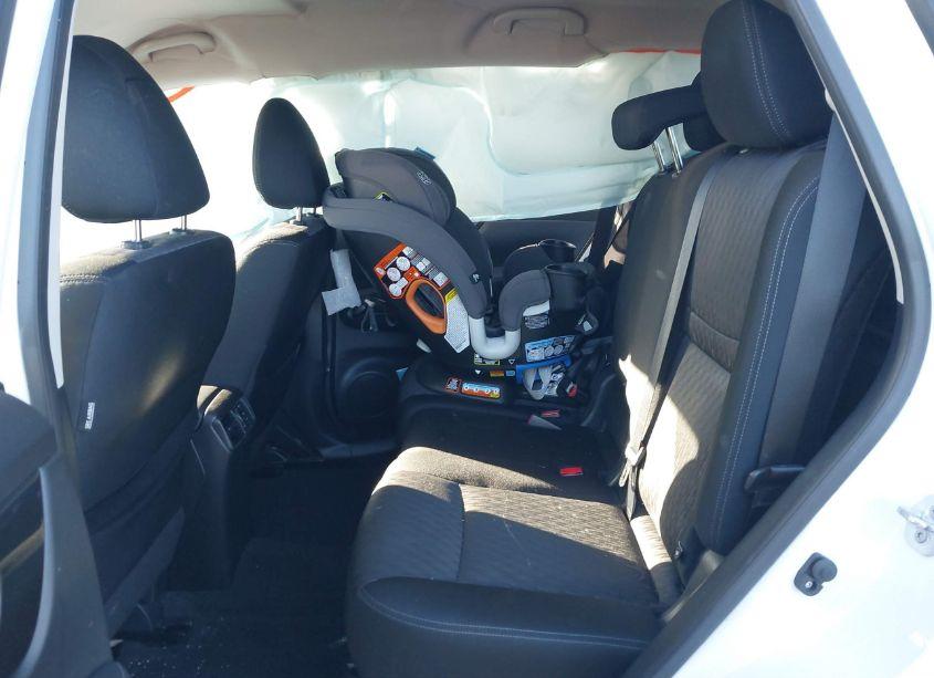 Photo 8 of 2019 Nissan Rogue SV (VIN JN8AT2MV9KW398889)