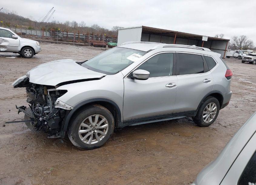 Photo 13 of 2020 Nissan Rogue SV INTELLIGENT AWD (VIN JN8AT2MV9LW102688)