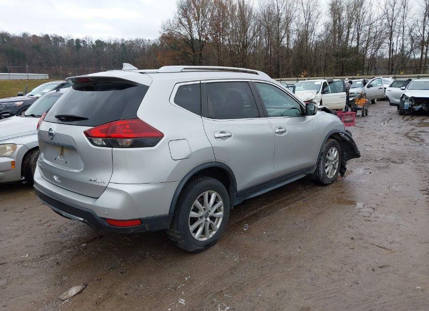 Photo 4 of 2020 Nissan Rogue SV INTELLIGENT AWD (VIN JN8AT2MV9LW102688)