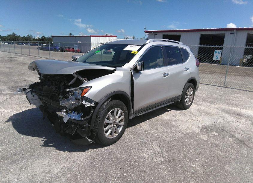 Photo 2 of 2020 Nissan Rogue SV INTELLIGENT AWD (VIN JN8AT2MV9LW111293)