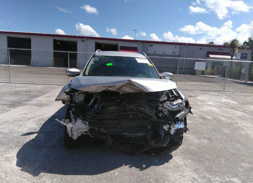 Photo 6 of 2020 Nissan Rogue SV INTELLIGENT AWD (VIN JN8AT2MV9LW111293)