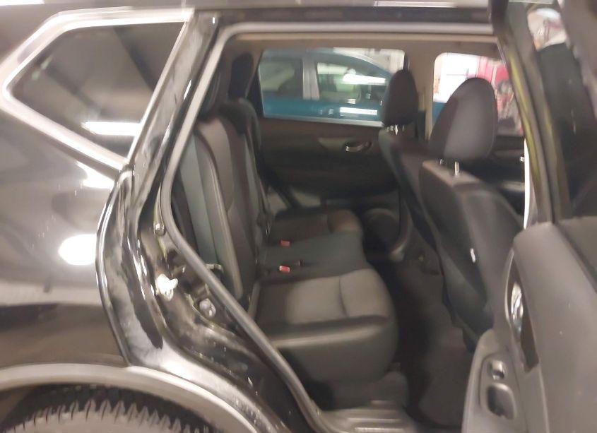 Photo 8 of 2020 Nissan Rogue SV INTELLIGENT AWD (VIN JN8AT2MV9LW119359)