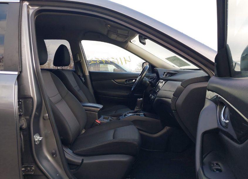 Photo 5 of 2020 Nissan Rogue SV INTELLIGENT AWD (VIN JN8AT2MV9LW143970)