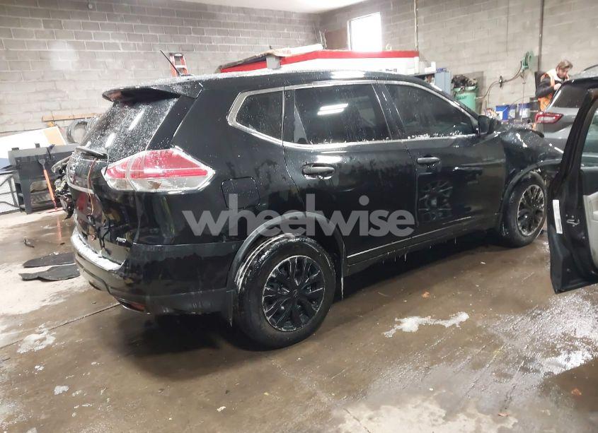 Photo 4 of 2016 Nissan Rogue S (VIN JN8AT2MVXGW130599)