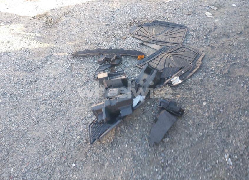 Photo 12 of 2016 Nissan Rogue S (VIN JN8AT2MVXGW140761)