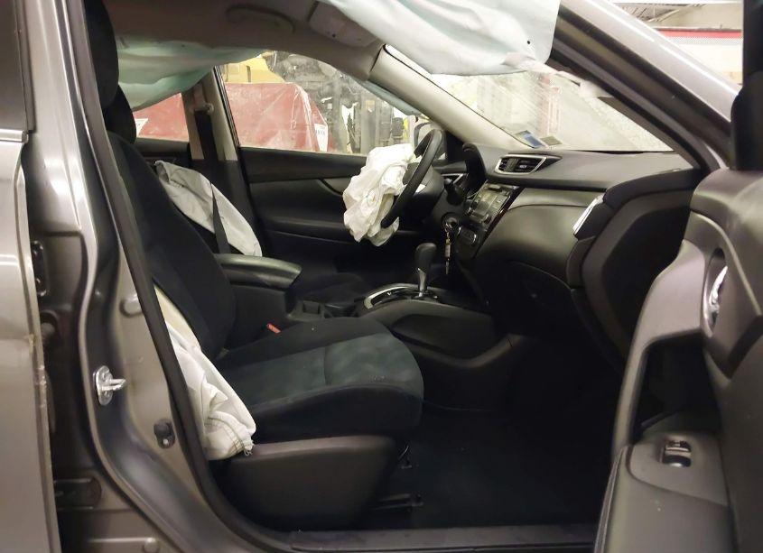 Photo 5 of 2016 Nissan Rogue S (VIN JN8AT2MVXGW140968)