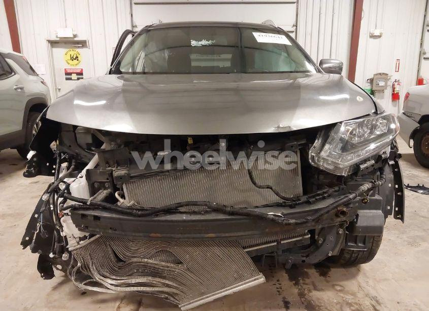 Photo 6 of 2016 Nissan Rogue S (VIN JN8AT2MVXGW151260)