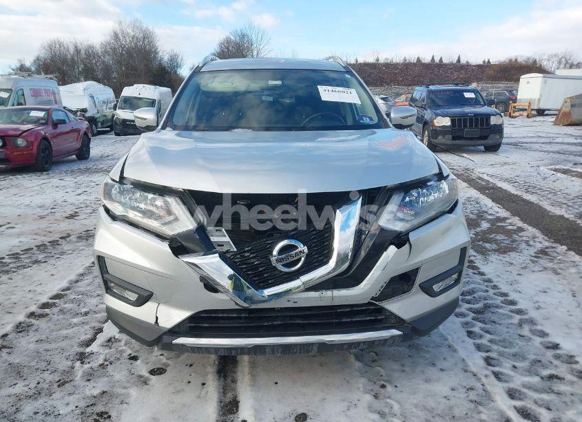 Photo 6 of 2017 Nissan Rogue SV (VIN JN8AT2MVXHW003255)